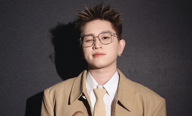 b ray review manclub